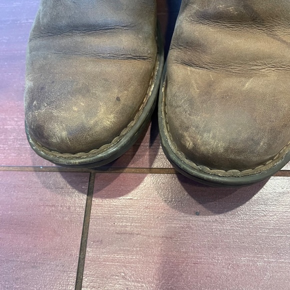 Born leather boots with triple buckle - Picture 10 of 14